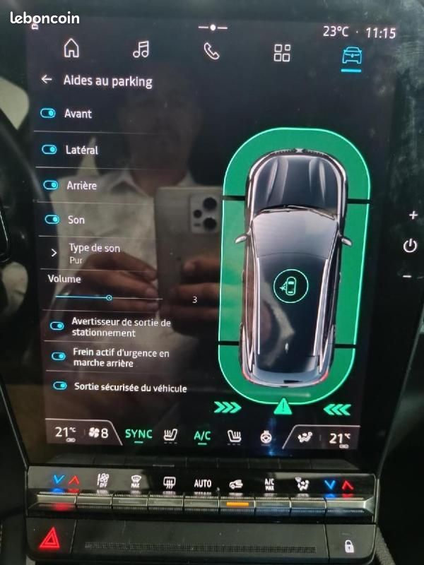 Renault Austral E-Tech hybrid 200 Iconic (image 18)