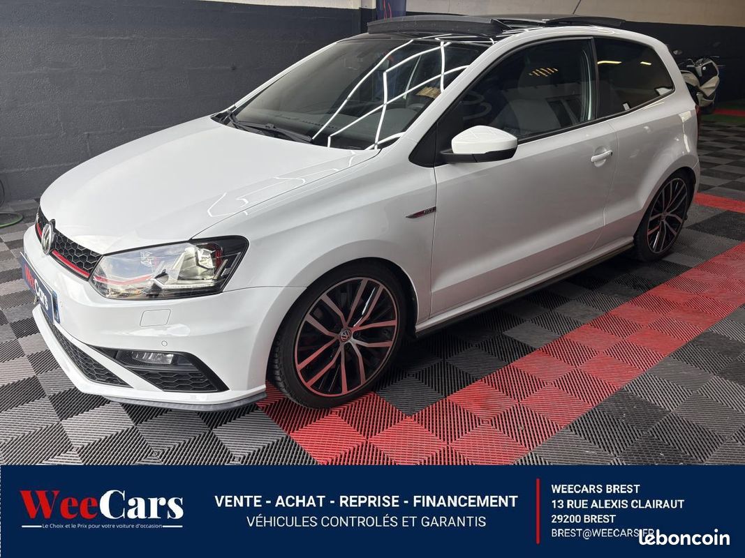 VOLKSWAGEN POLO 1.8 TSI 190 BLUEMOTION GTI ( toit ouvrant ) (image 1)