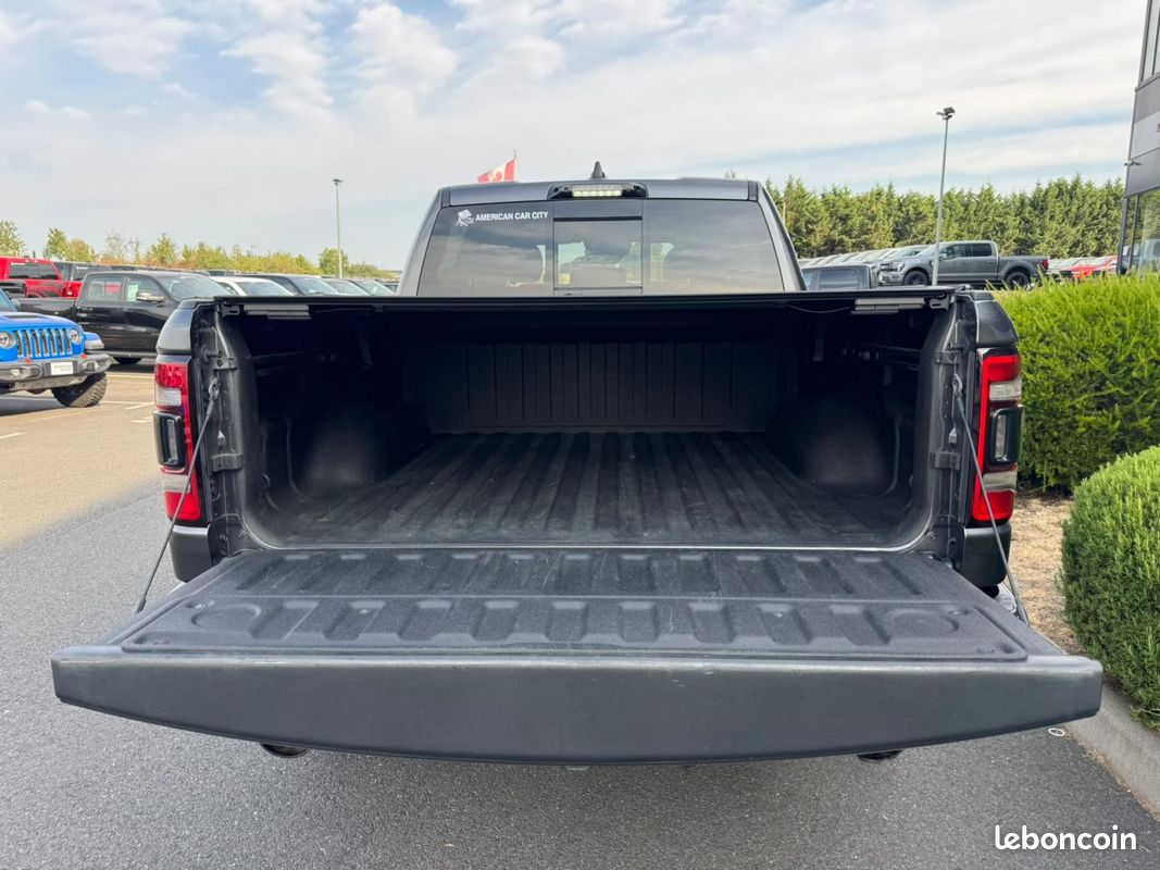 Dodge ram 1500 crew limited night edition (image 5)