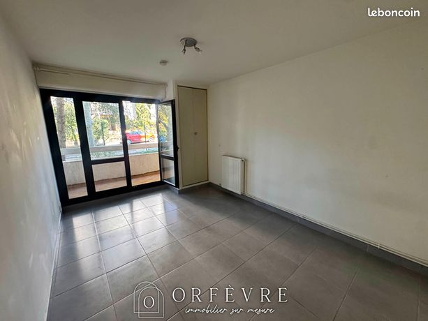 Studio 1 pièce 20 m² — 4