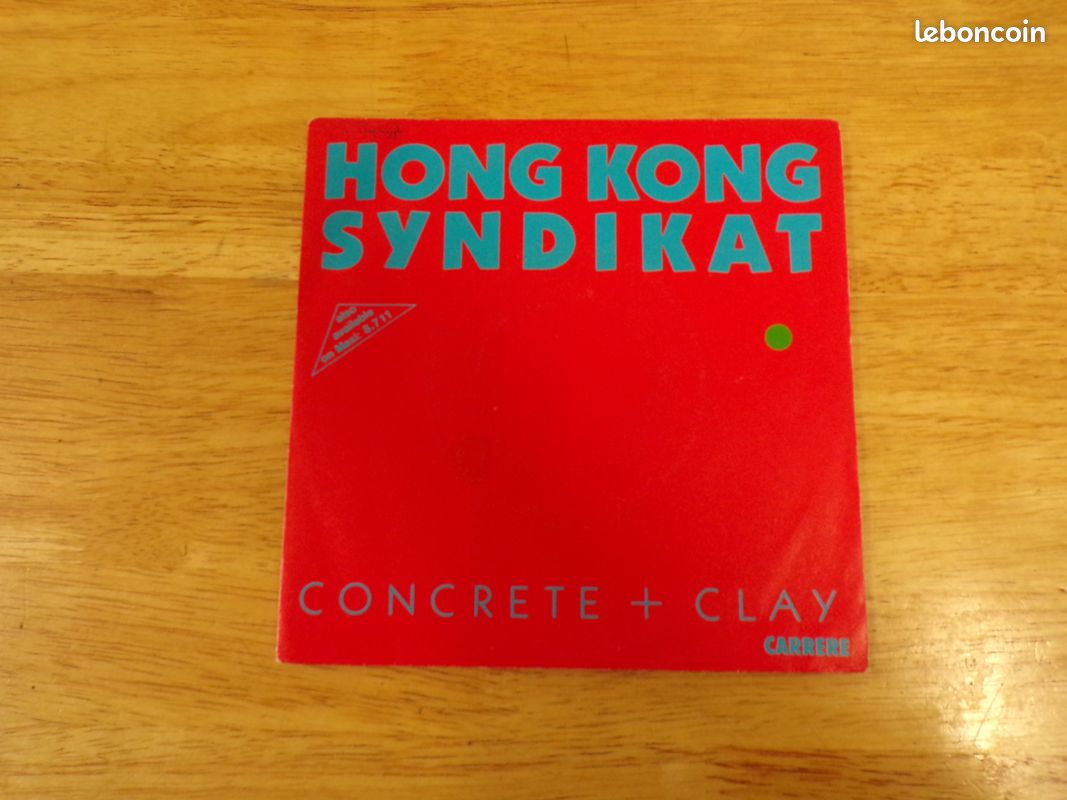 Vinyle 45 trs du groupe Hong Kong Syndikat (image 1)
