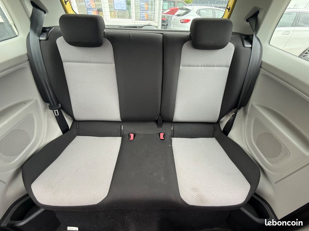 Seat mii 1.0 75 ch style - 1ere main - climatisation - entretien complet - vitres electriques - lecteur cd - (image 13)