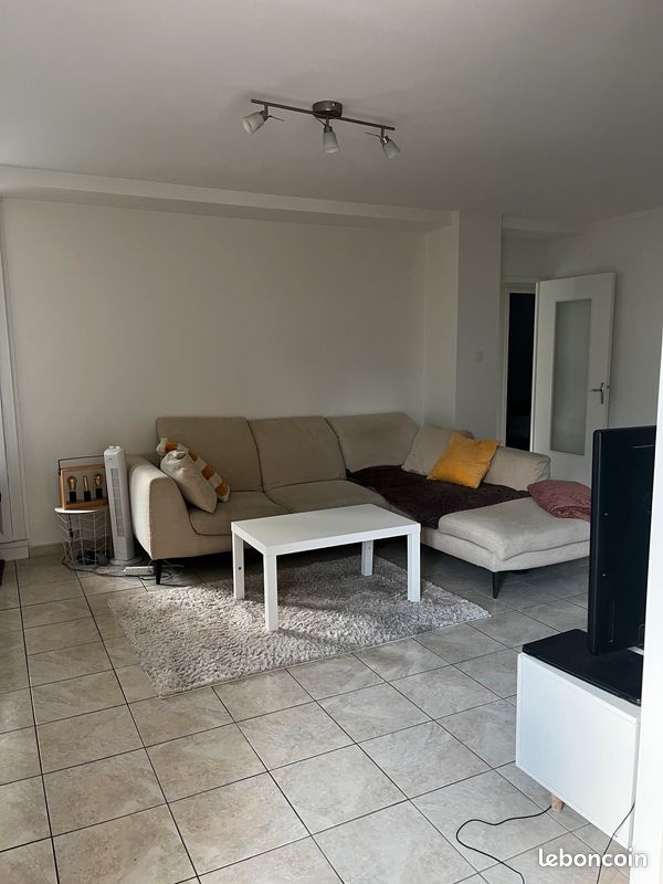 Appartement 4 pièces 73 m² · à Grenoble · 73 m² · 950 €