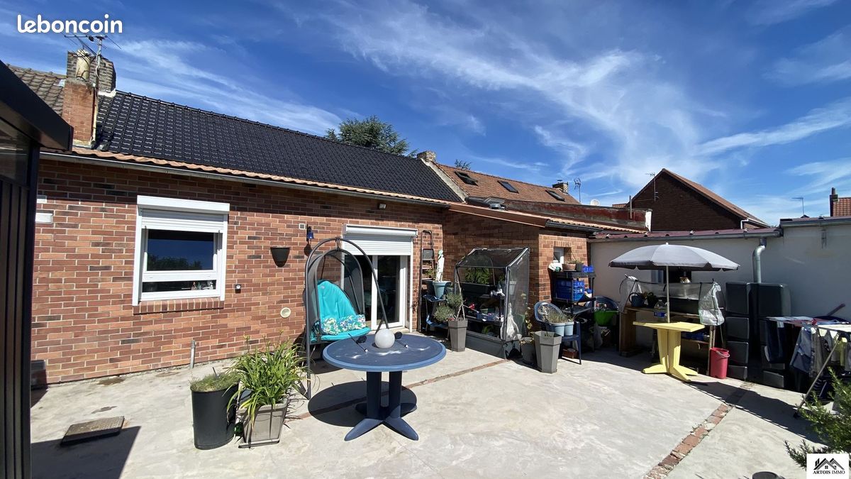 Maison 5 pièces 143 m² · à Mazingarbe · 143 m² · 240 000 €