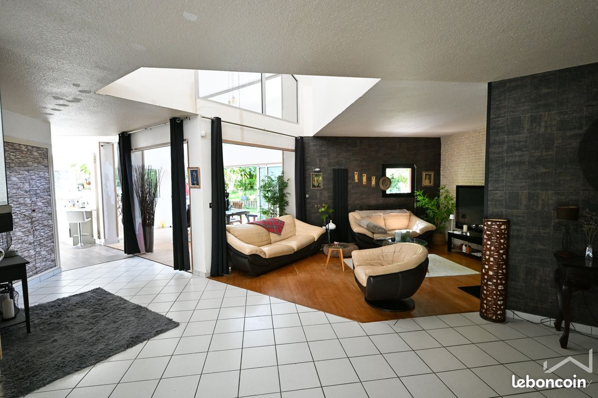 Maison 7 pièces 214 m² · à Rennes · 214 m² · 811 000 €