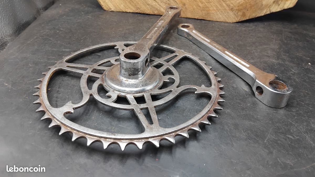 Pédalier Acier chromé 46 T Keyway