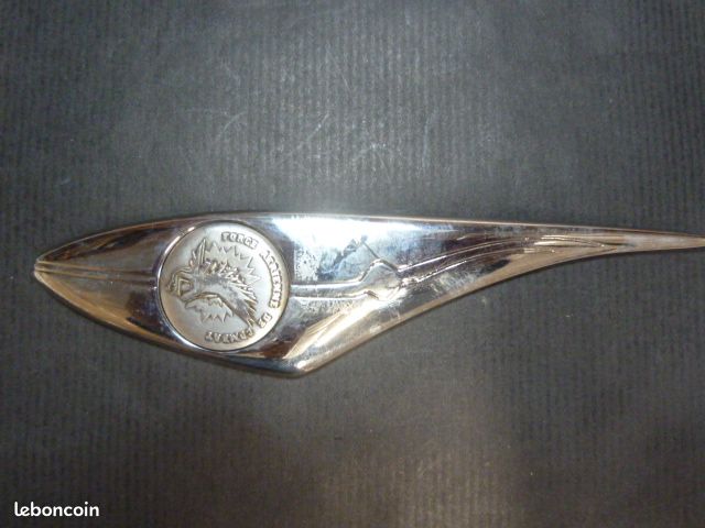 Coupe papier / ouvre lettre- Insigne des forces aériennes de combat (image 1)