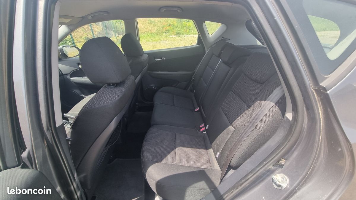 Hyundai I30 1.6 CRDI 115 Pack Edition (image 5)