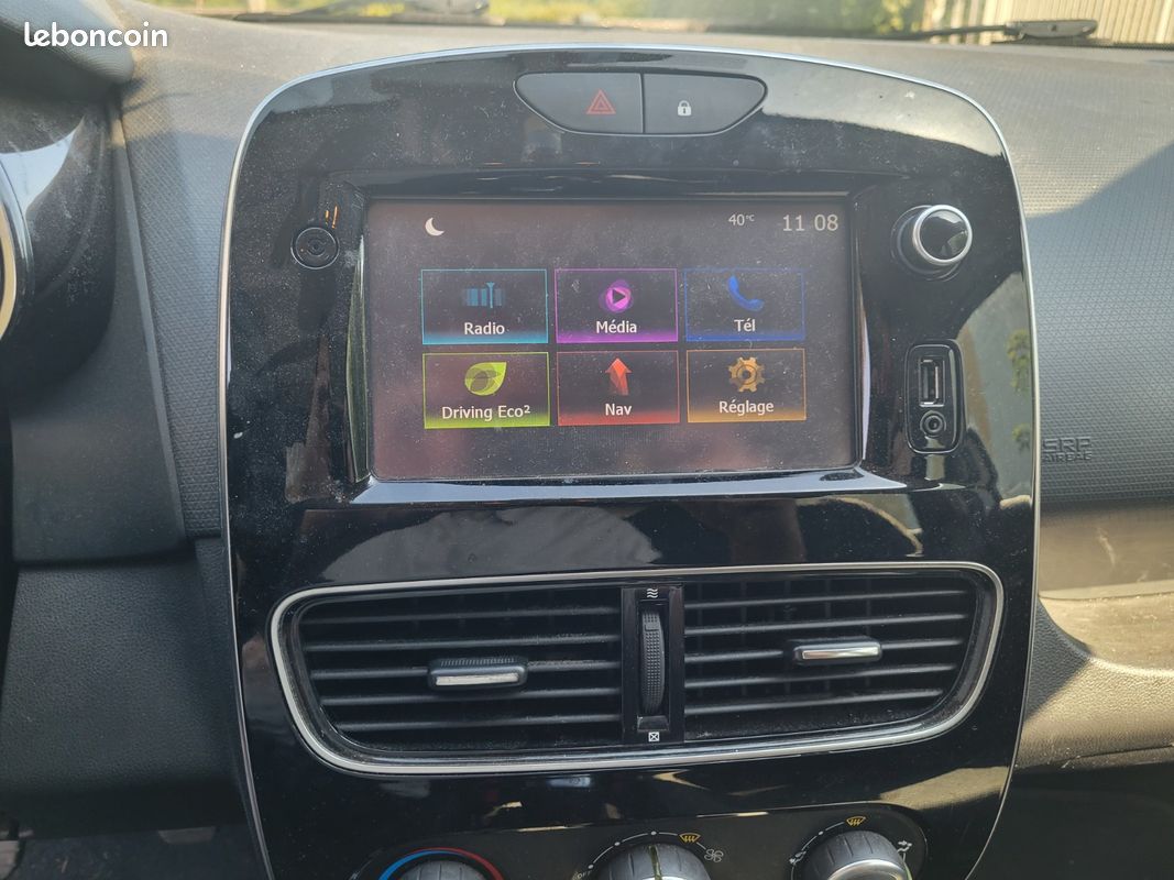 RENAULT CLIO IV 1.5 dCi 90 Energy 82g Zen - Climatisation - GPS - Régulateur - Limiteur de vitesse (image 19)