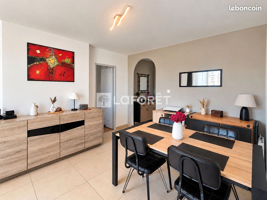 Appartement 3 pièces 69 m² · à Chambéry · 69 m² · 235 000 €