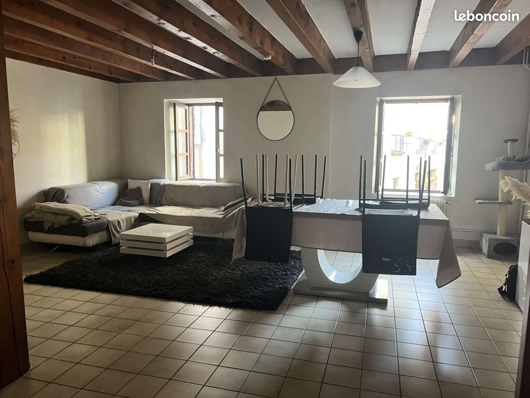 Appartement 4 pièces 86 m² · à Riom · 86 m² · 665 €/mois