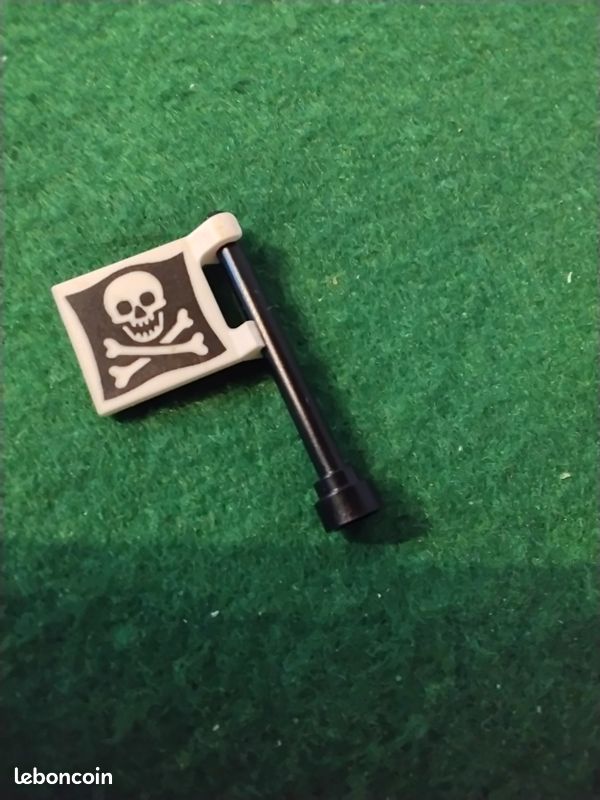 Lego #6270 Pirates Forbidden Island with box 1989 AS IS