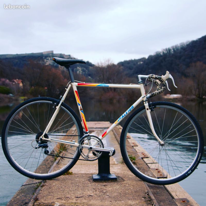 Ensemble Décalcomanies Raleigh Castorama – Neuf