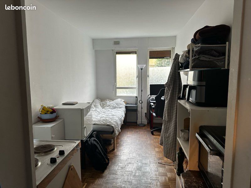 Appartement 1 pièce 14 m² · à Bourg-la-Reine · 14,3 m² · 550 €/mois