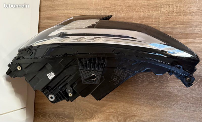 Phare Avant Droite Audi A3/S3 8Y Full LED - Occasion En Bon état