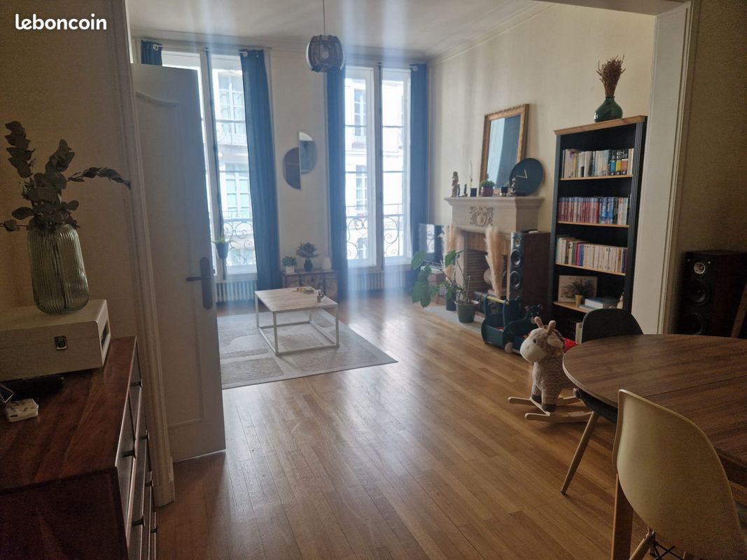 Appartement 5 pièces 100 m² · à Nantes · 100 m² · 1 430 €