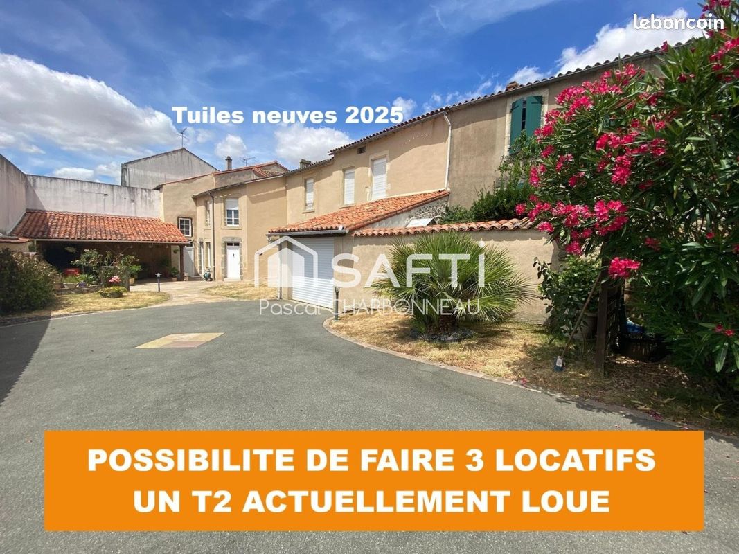 Maison 14 pièces 235 m² · à La Châtaigneraie · 235 m² · 178 400 €