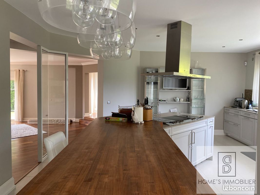 Maison 9 pièces 348 m² (image 5)