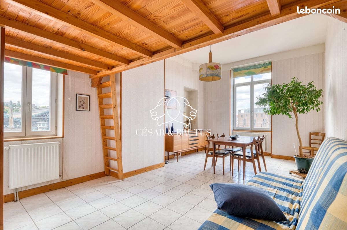Appartement 5 pièces 94 m² · à Lyon · 94 m² · 330 000 €