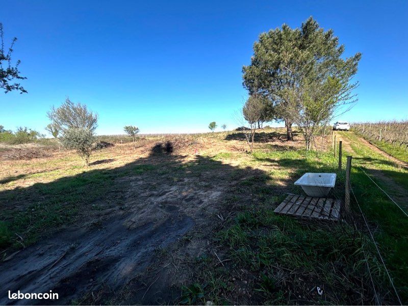 Vends terrain de loisir · à Beauvoisin · 10 000 €