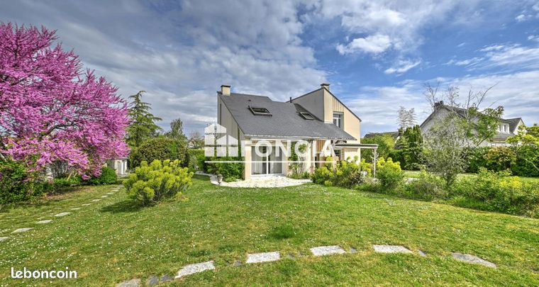 Maison 7 pièces 166 m²