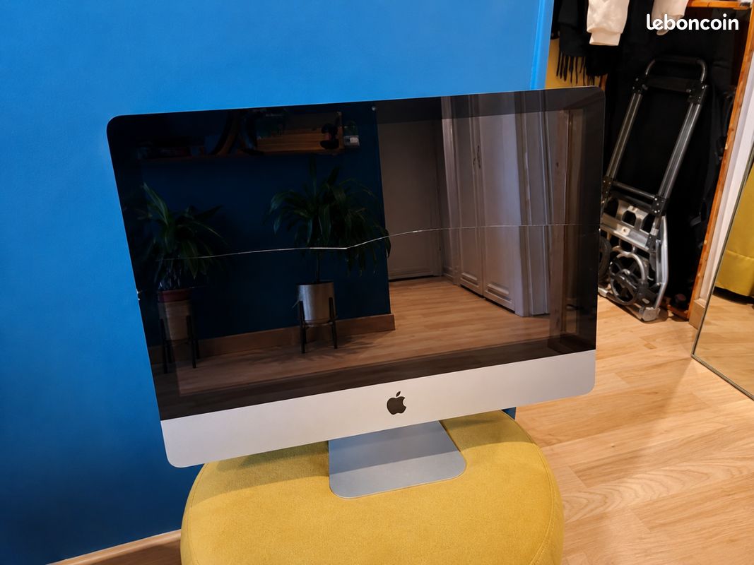 Ecran Imac Apple 21,5 pouces Fonctionnel – Vitre fissurée (image 1)