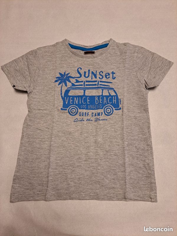Lot de 14 t-shirts garçon- Taille 4 ans (image 4)