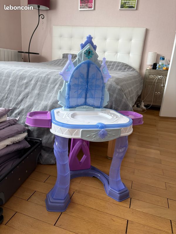 Coiffeuse La Reine des Neiges – jouet enfant (image 1)