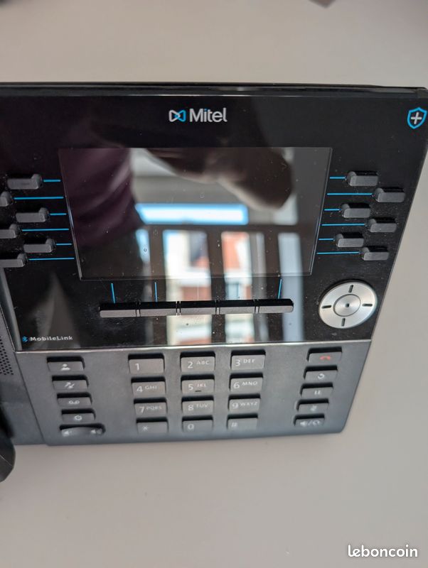 Téléphone IP professionnel Mitel 6930 (image 2)
