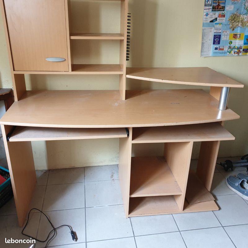 Bureau ordinateur (image 1)