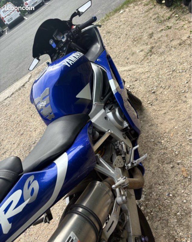 Yamaha R6 2001 - Motos