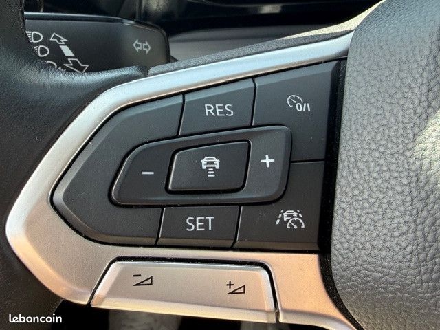 Volkswagen GOLF VIII 1.5 TSI ACT OPF 130CH STYLE (image 18)