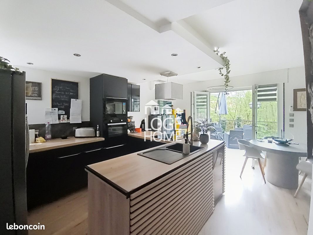Maison 9 pièces 111 m² · à Houdain · 111 m² · 149 000 €