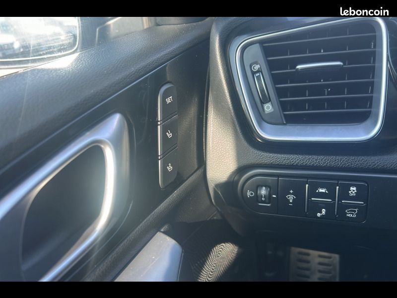 Kia Xceed 1.6l CRDi 136 ch DCT7 ISG Premium (image 22)