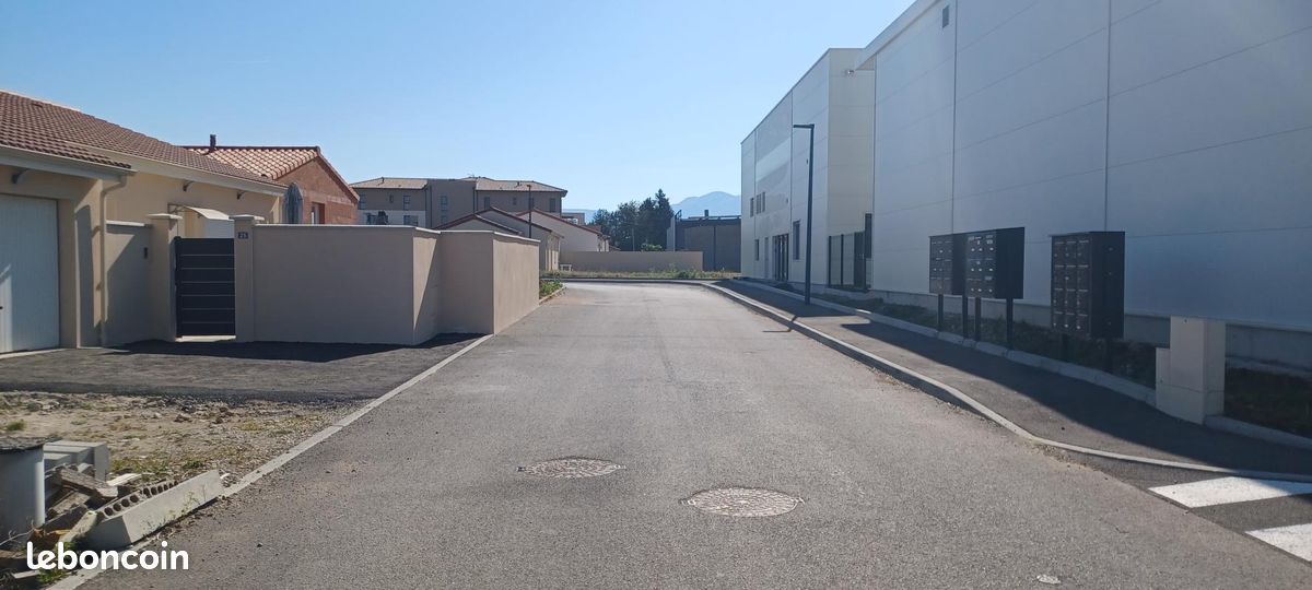 Terrain 412 m² Chatuzange Le Goubet · à Chatuzange-le-Goubet · 83 500 €