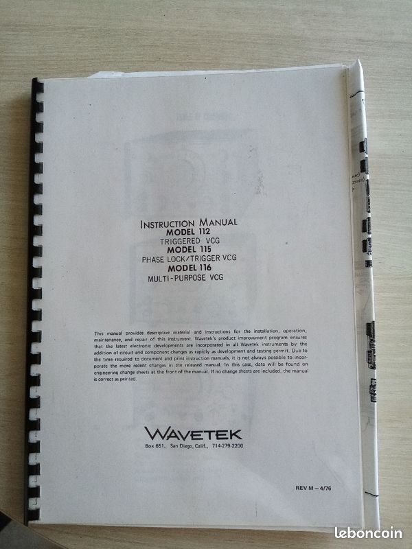 Wavetek model 116 avec son manuel d'utilisation (image 3)