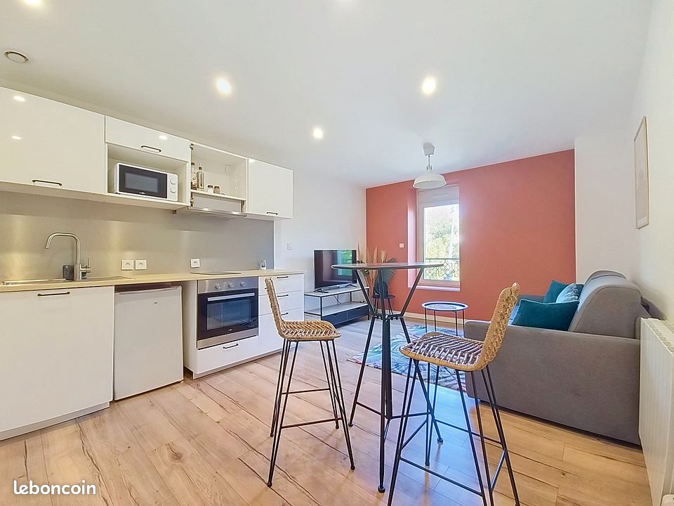 Appartement 1 pièce 28 m² · à Castres · 28 m² · 64 000 €