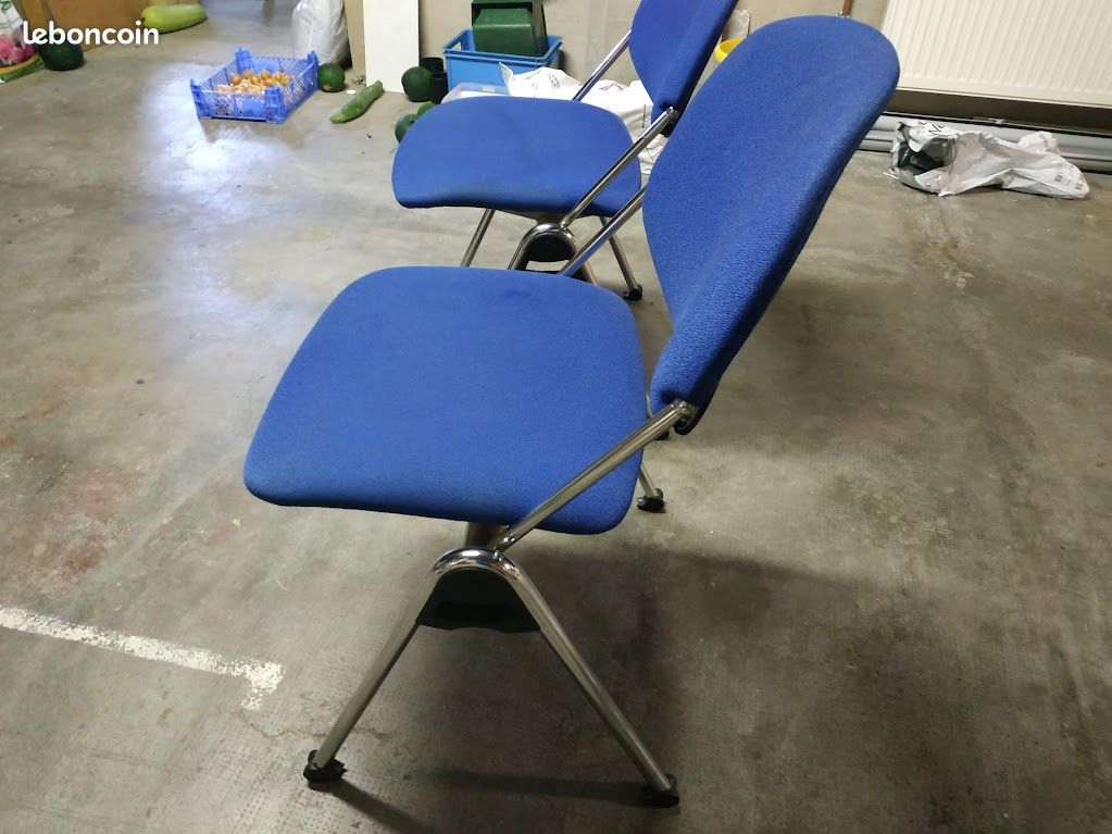 Deux chaises de réunion (image 2)