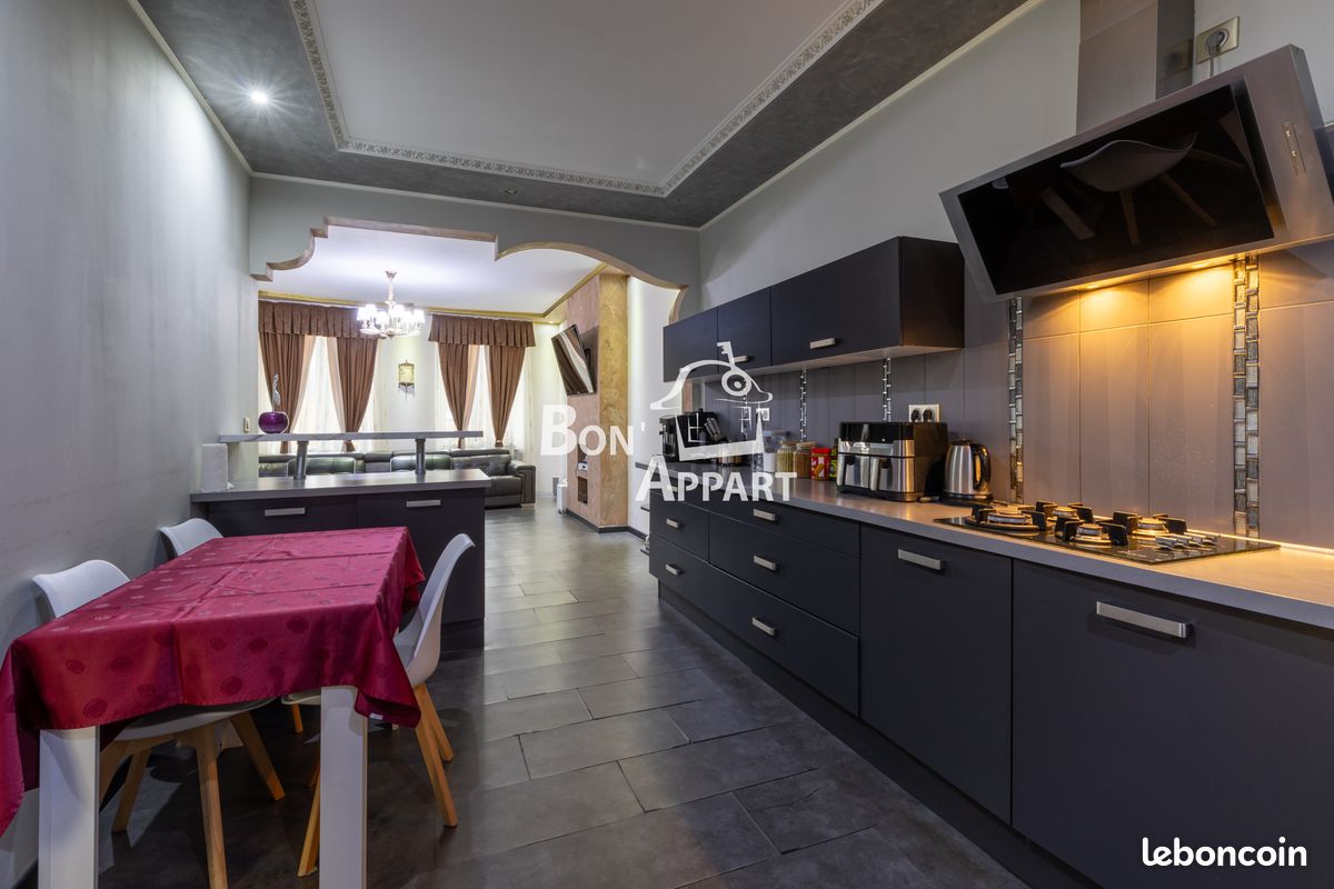 Appartement 5 pièces 132 m² · à Joeuf · 132 m² · 180 000 €