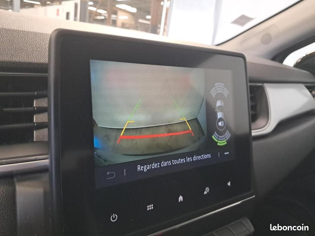 Renault Captur E-Tech 145 - 21 Intens (image 24)
