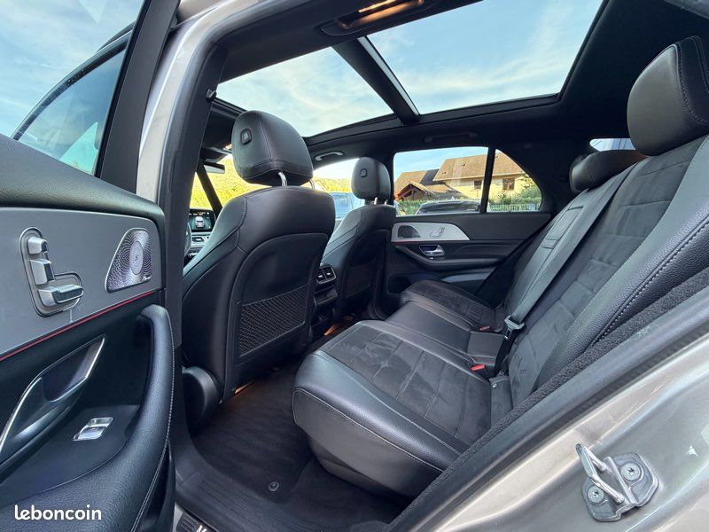 MERCEDES-BENZ Classe GLE 400d 3.0 d 4MATIC 9G-TRONIC 330 cv AMG Black 7 Place (image 8)