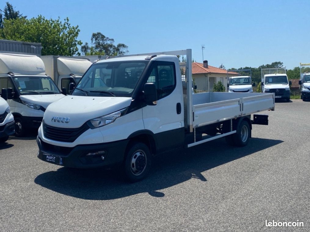 Iveco Daily Plateau CCb 35C14H empattement 4100 (image 1)