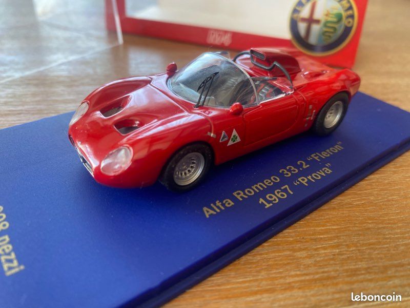 ALEZAN MODELS . KIT 1/43 . ALFA ROMEO 33 SW . SERIE 2 . 1,7L