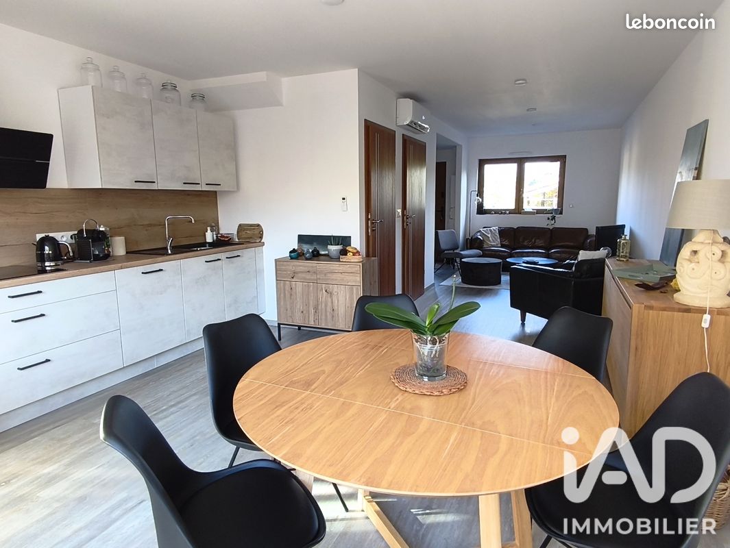 Appartement 3 pièces 73 m² · au Poët-Laval · 73 m² · 210 000 €