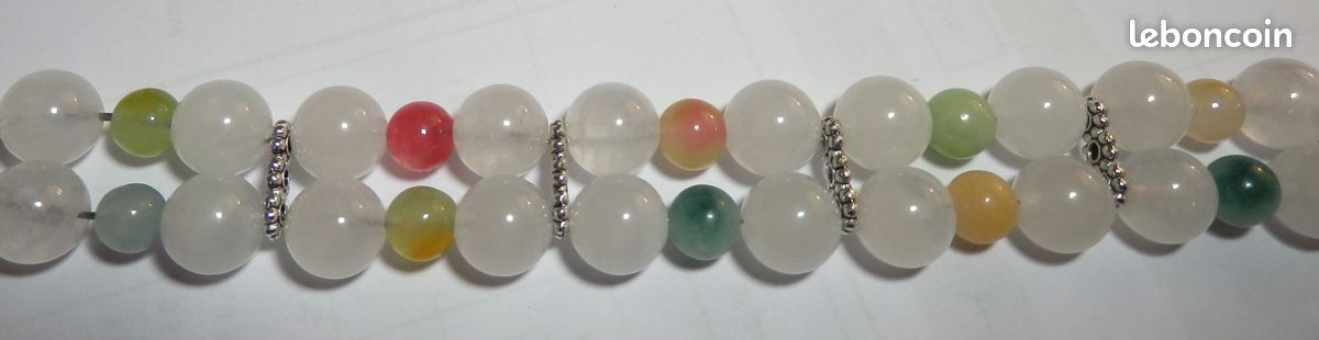 Bracelet pierres de jade blanche et teintées (image 6)