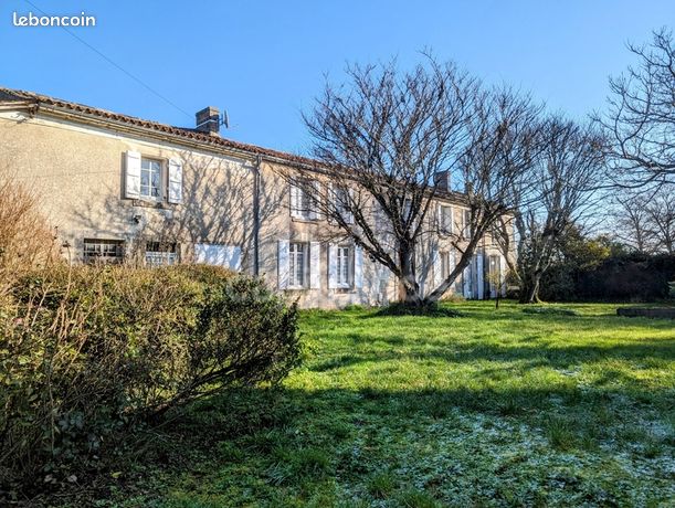 Maison 9 pièces 244 m²