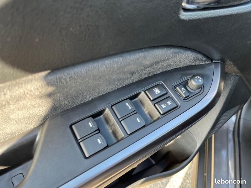 Suzuki Vitara 1.4 Boosterjet Hybrid 110ch Style Auto Allgrip MY25 (image 21)