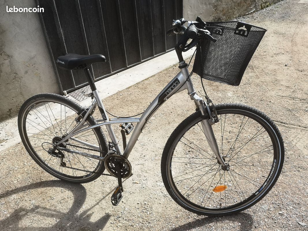 Vélo de randonnée Vélos