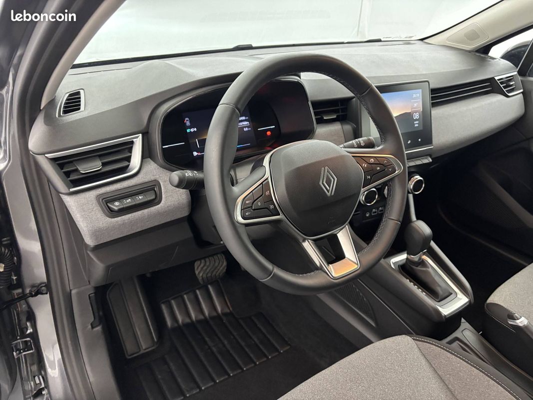 RENAULT Clio E-Tech full hybrid 145 ch GSR2 Evolution (image 10)