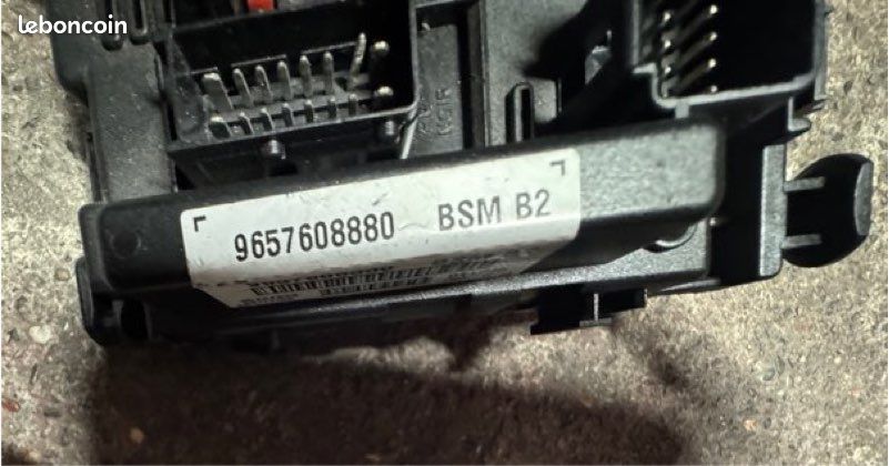 Boîtier Fusible BSM B2 Peugeot Citroën (image 2)